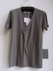画像1: sale 80%off robert geller / ロバートゲラー overlap v neck t shirt. (1)