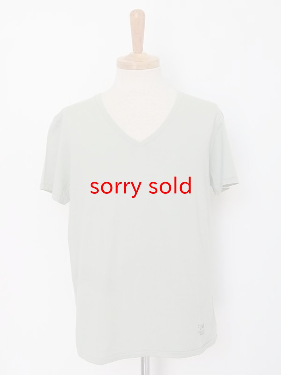 画像1: セール価格お問い合わせください。wackomaria  / ワコマリア v neck color t-shirt. (1)