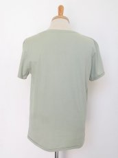 画像2: セール価格お問い合わせください。wackomaria  / ワコマリア v neck color t-shirt. (2)
