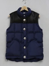 画像1: セール価格お問い合わせください。mountain research / Vest with Concho Buttons (1)