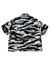 画像2: sale TAKAHIROMIYASHITATheSoloist / ソロイスト hawaiian shirt.(tiger camouflage) (2)