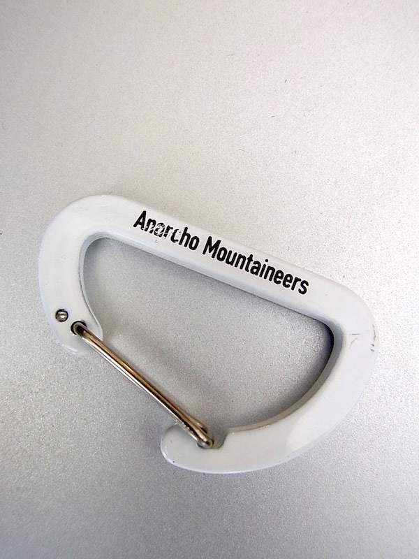 画像: Mountain Research / Mini Carabiners